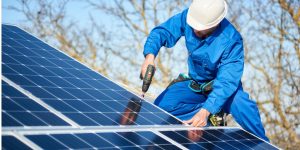 Installation Maintenance Panneaux Solaires Photovoltaïques à Ballee